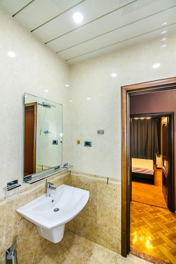Vip Apartment Number One バクー エクステリア 写真