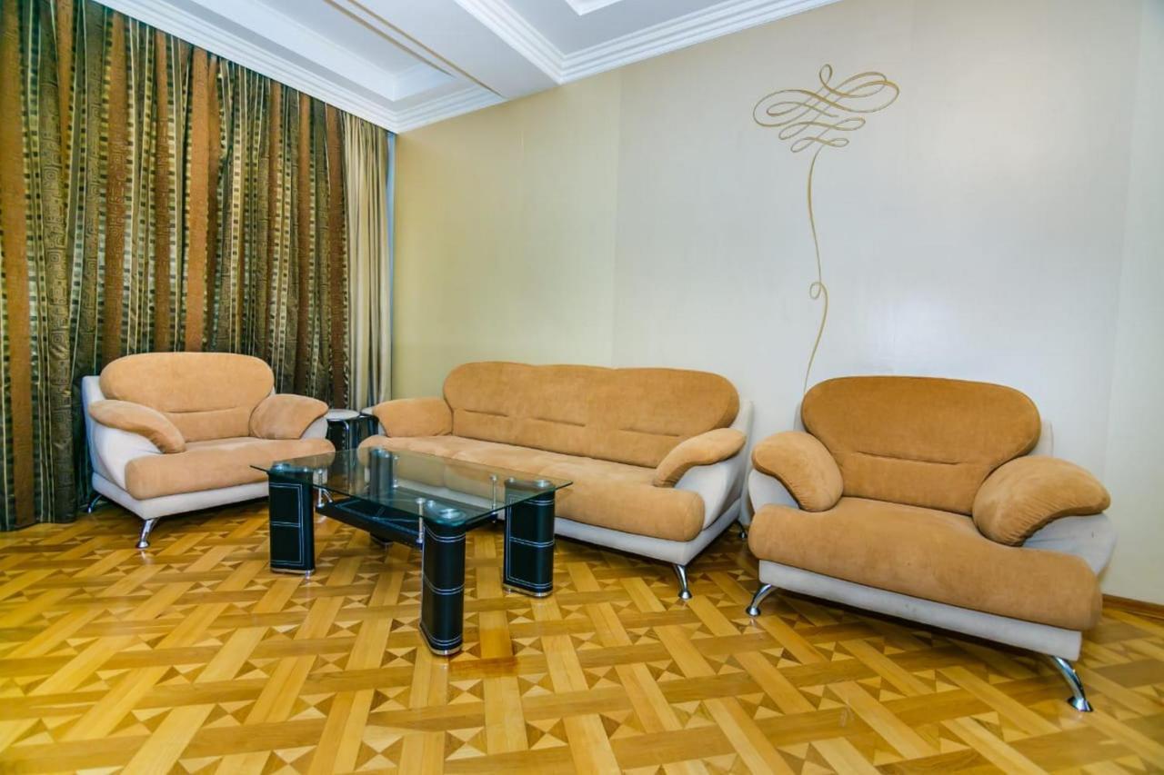Vip Apartment Number One バクー エクステリア 写真