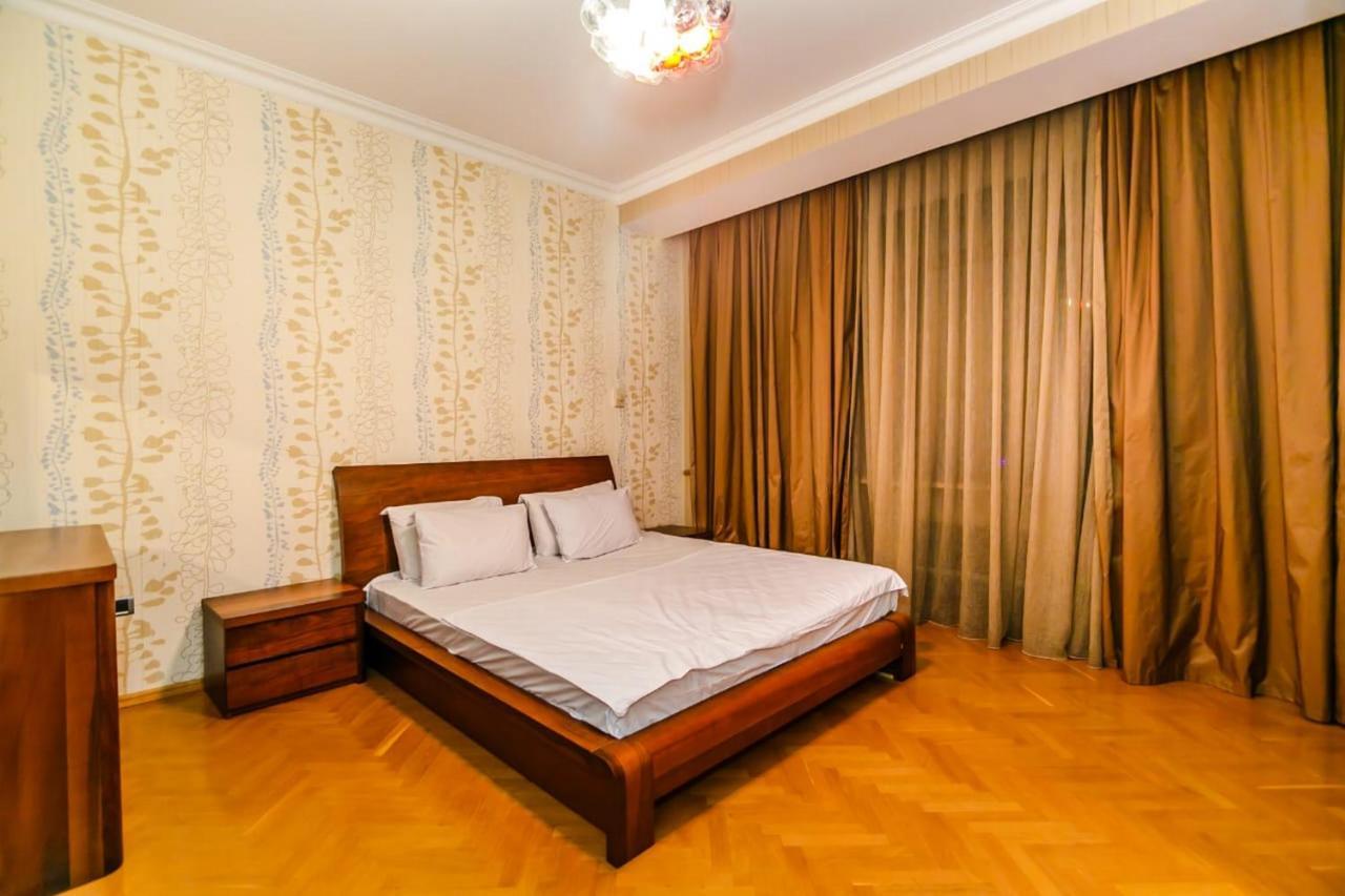 Vip Apartment Number One バクー エクステリア 写真