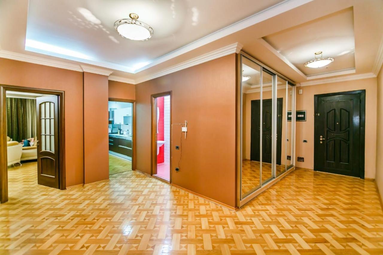 Vip Apartment Number One バクー エクステリア 写真