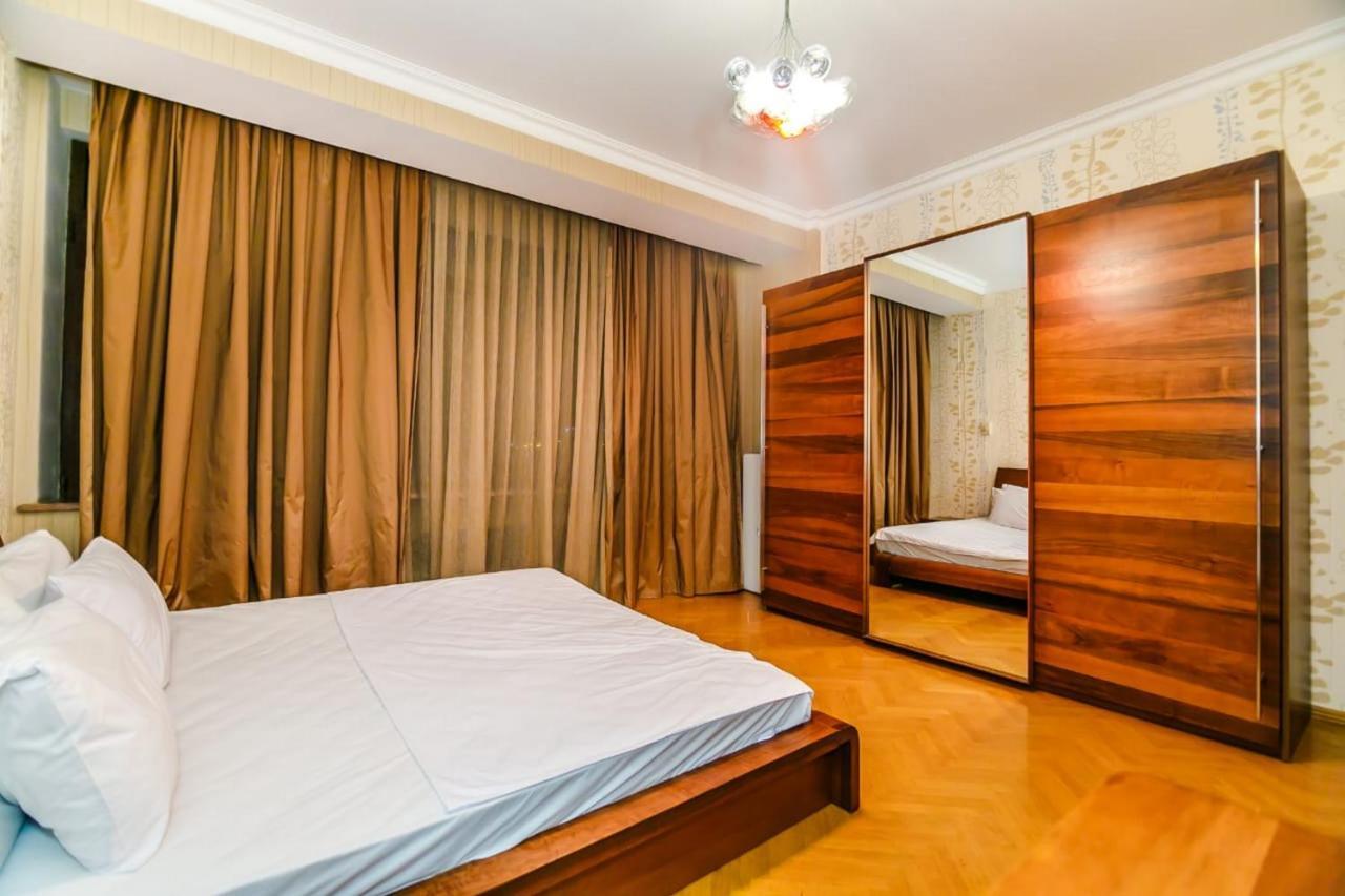 Vip Apartment Number One バクー エクステリア 写真
