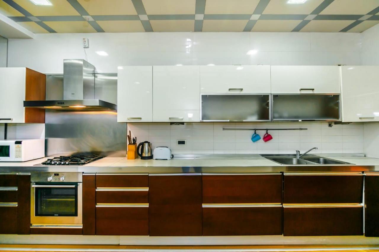 Vip Apartment Number One バクー エクステリア 写真